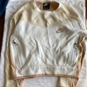 Nike cropped pullover. Size S